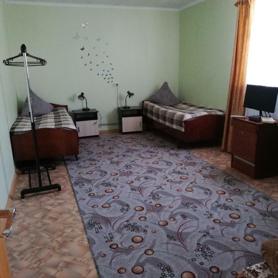 فندق نياسفيزفي  Belye Rozy المظهر الخارجي الصورة